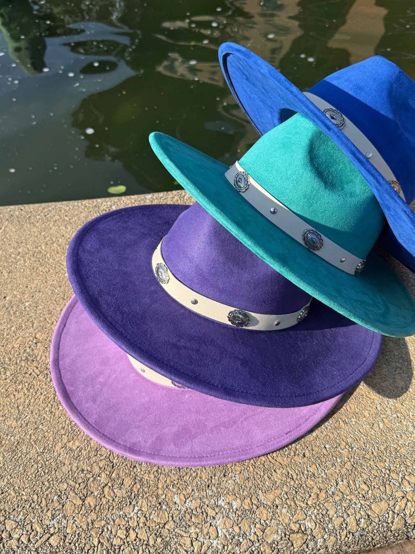 Flare Suede Wide Brim Fedora - AccessorizmeeWholesale