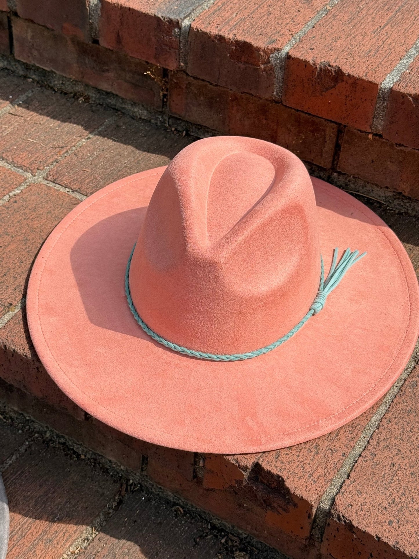 Premium Vegan Suede Fedora Hat - AccessorizmeeWholesale