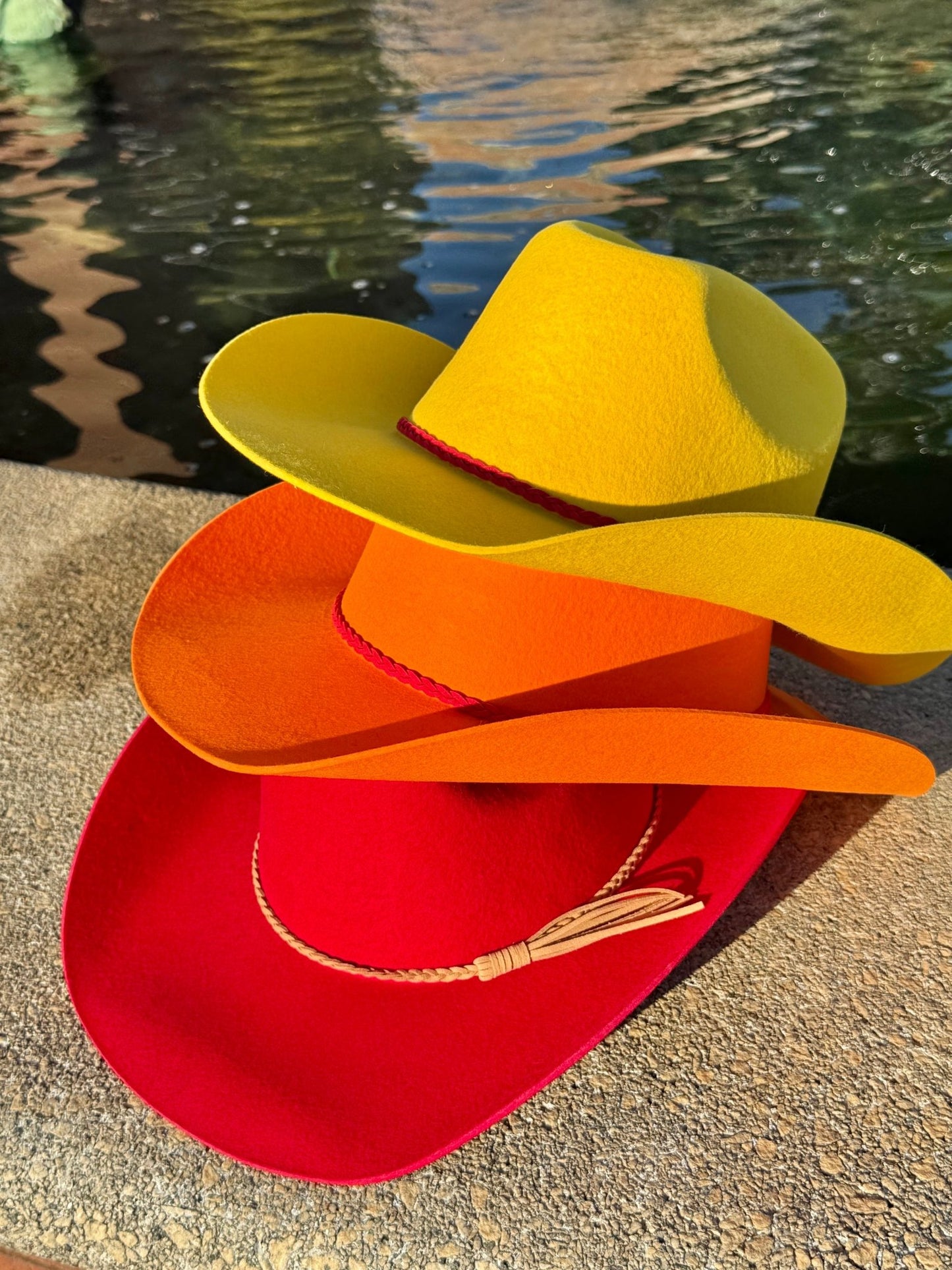 100% Wool Cowboy Hat Solid, Solid Cowboy Hat for Burning,Pinched Cowboy Hat, Rancher Hat, Hat for customization - AccessorizmeeWholesale