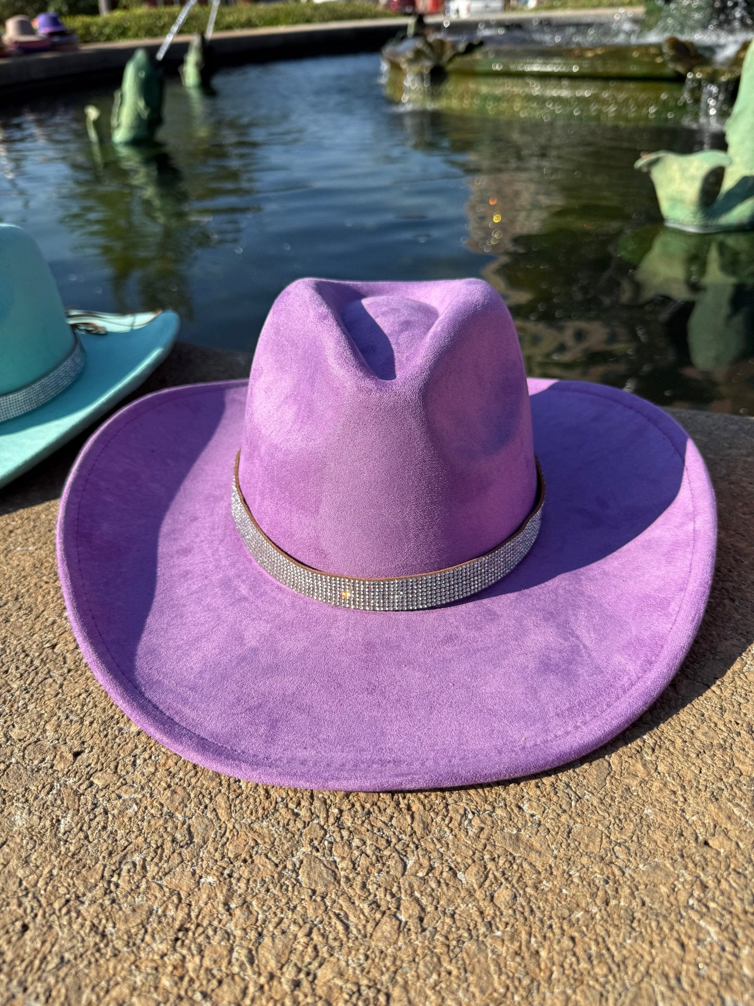 Diamond Suede Cowboy Hat - AccessorizmeeWholesale