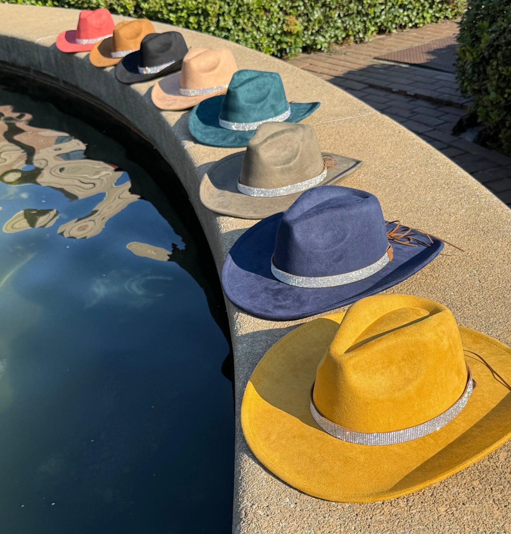 Diamond Suede Cowboy Hat - AccessorizmeeWholesale