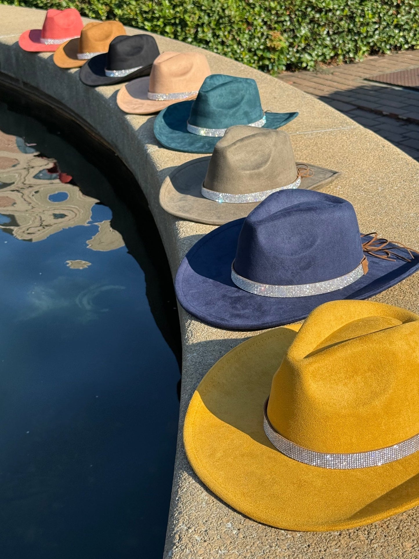 Diamond Suede Cowboy Hat - AccessorizmeeWholesale