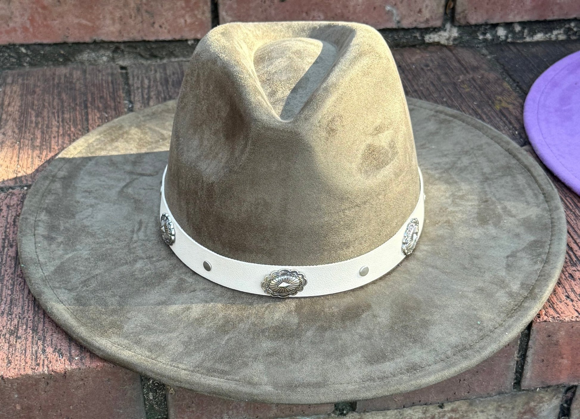 Flare Suede Wide Brim Fedora - AccessorizmeeWholesale