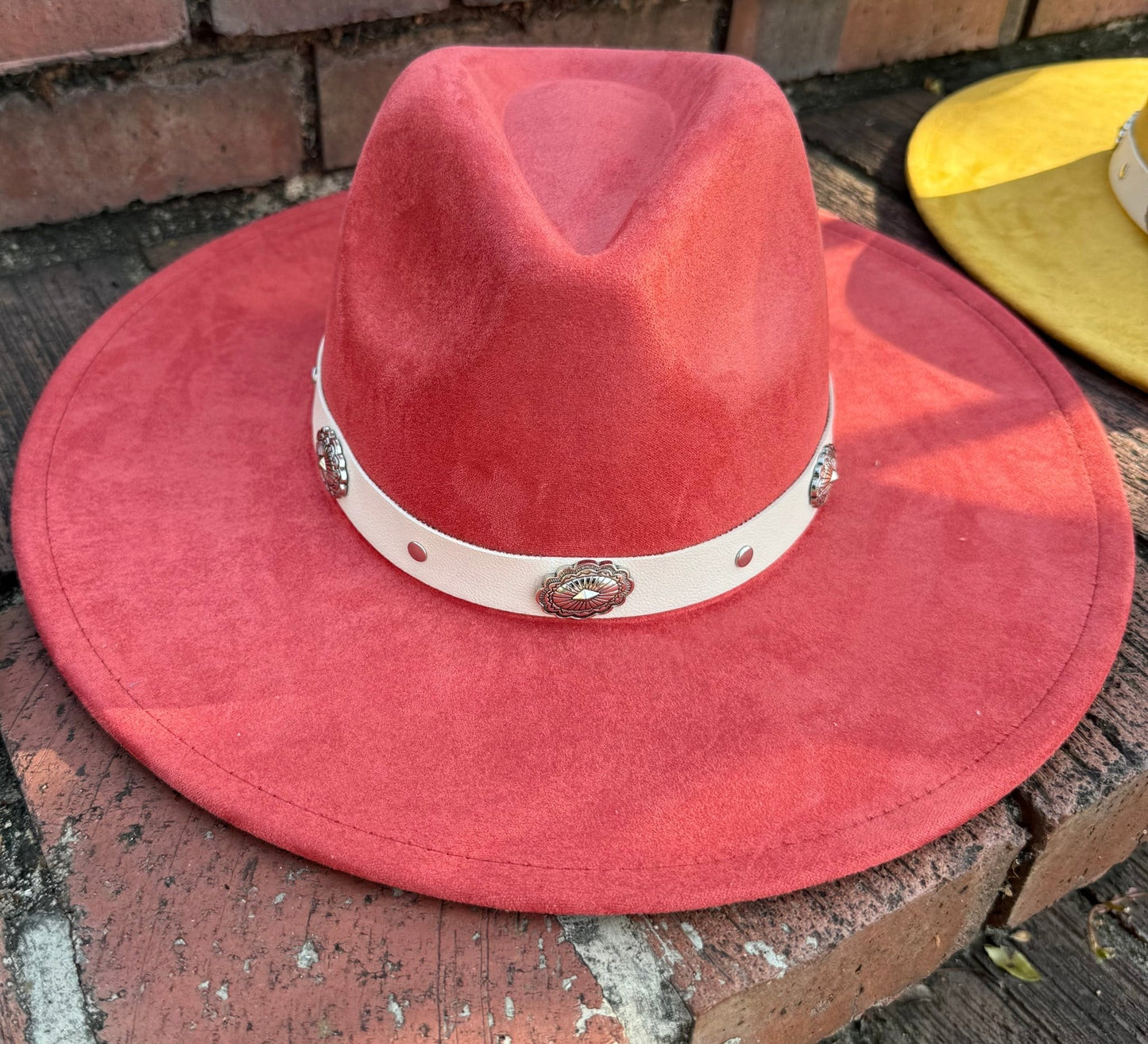 Flare Suede Wide Brim Fedora - AccessorizmeeWholesale