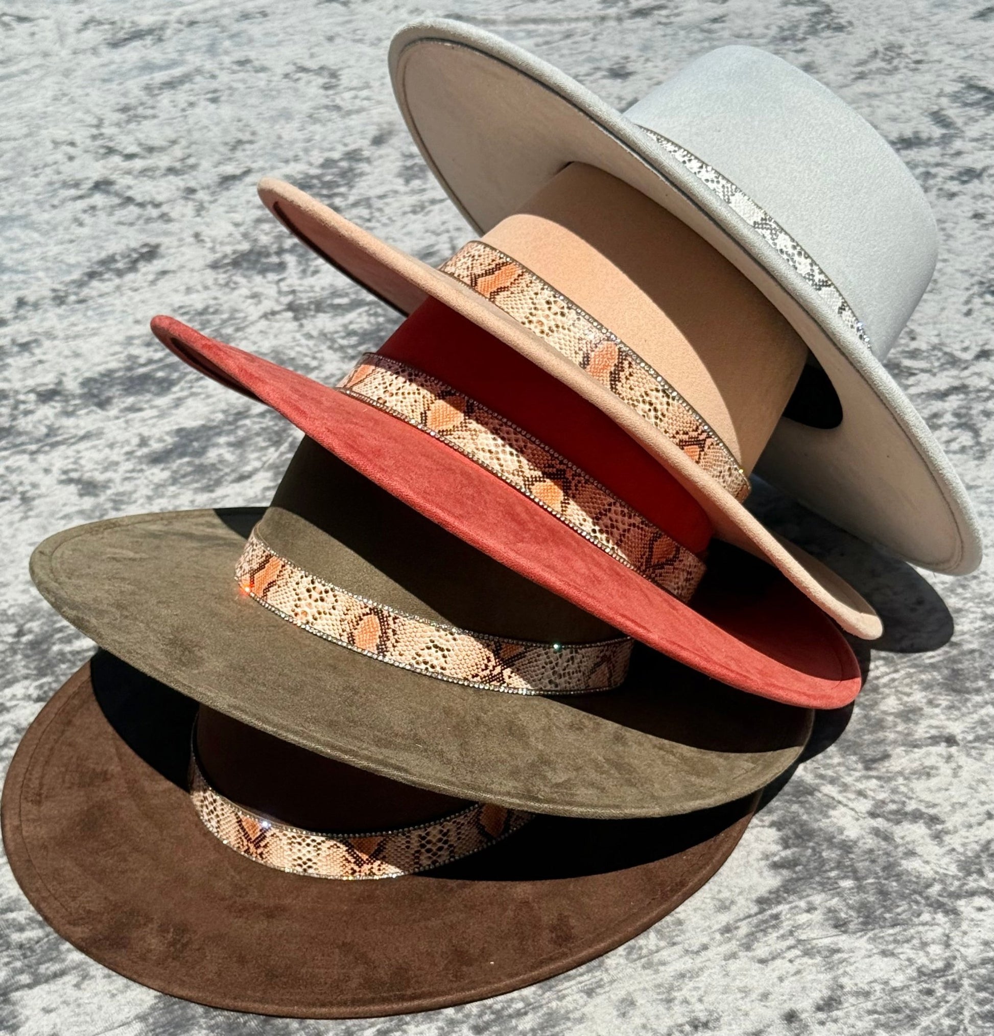FlatBoater Widebrim Animal Print Hat - AccessorizmeeWholesale