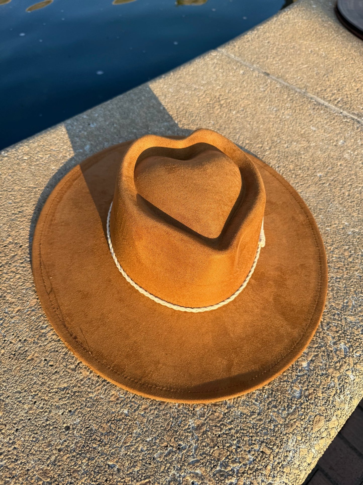 Heart Widebrim Vegan Fedora Hat - AccessorizmeeWholesale