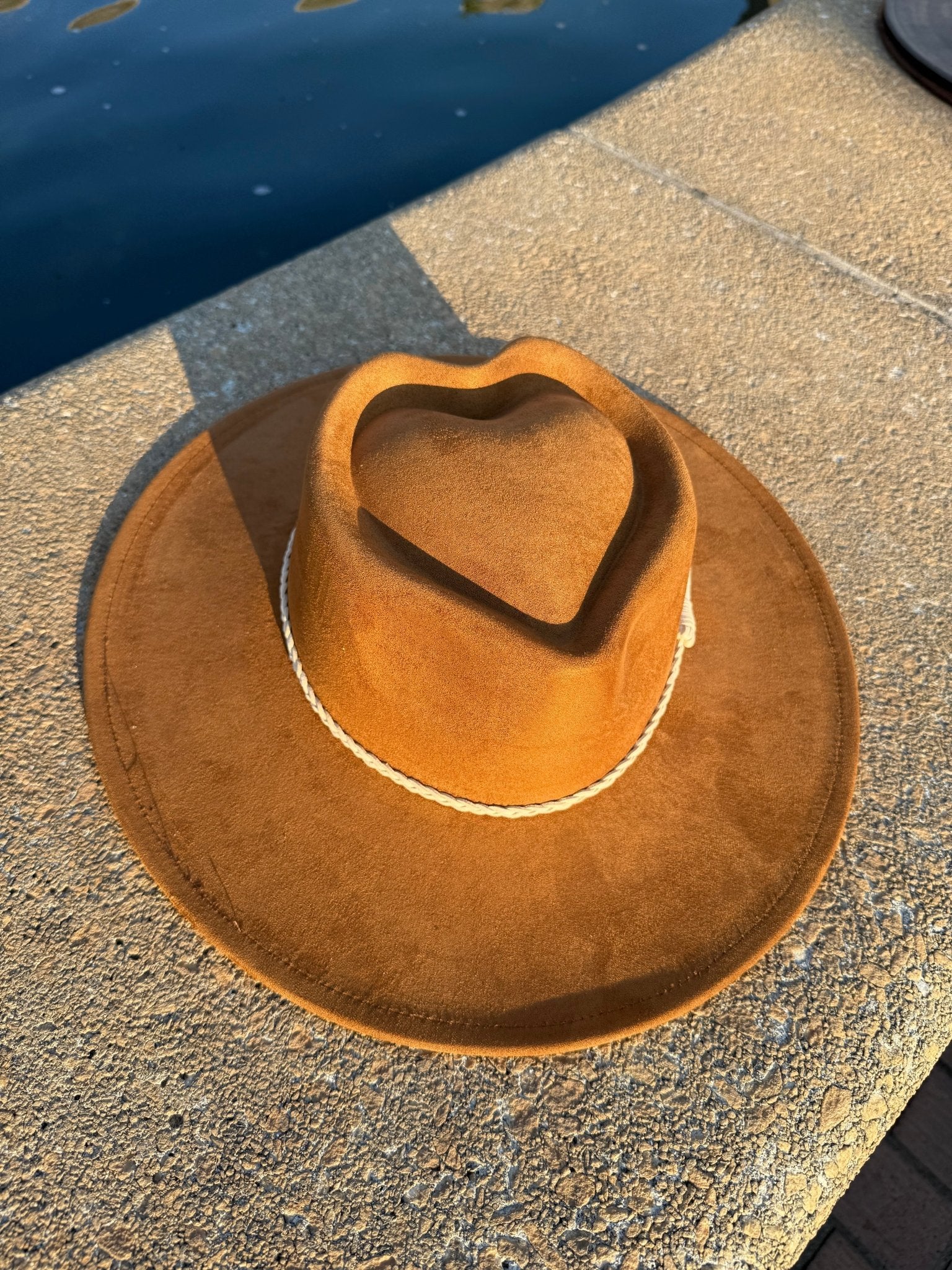 Heart Widebrim Vegan Fedora Hat - AccessorizmeeWholesale