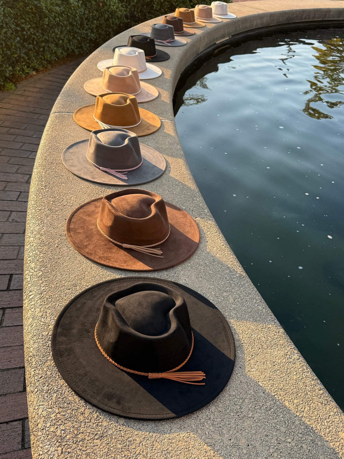 Heart Widebrim Vegan Fedora Hat - AccessorizmeeWholesale