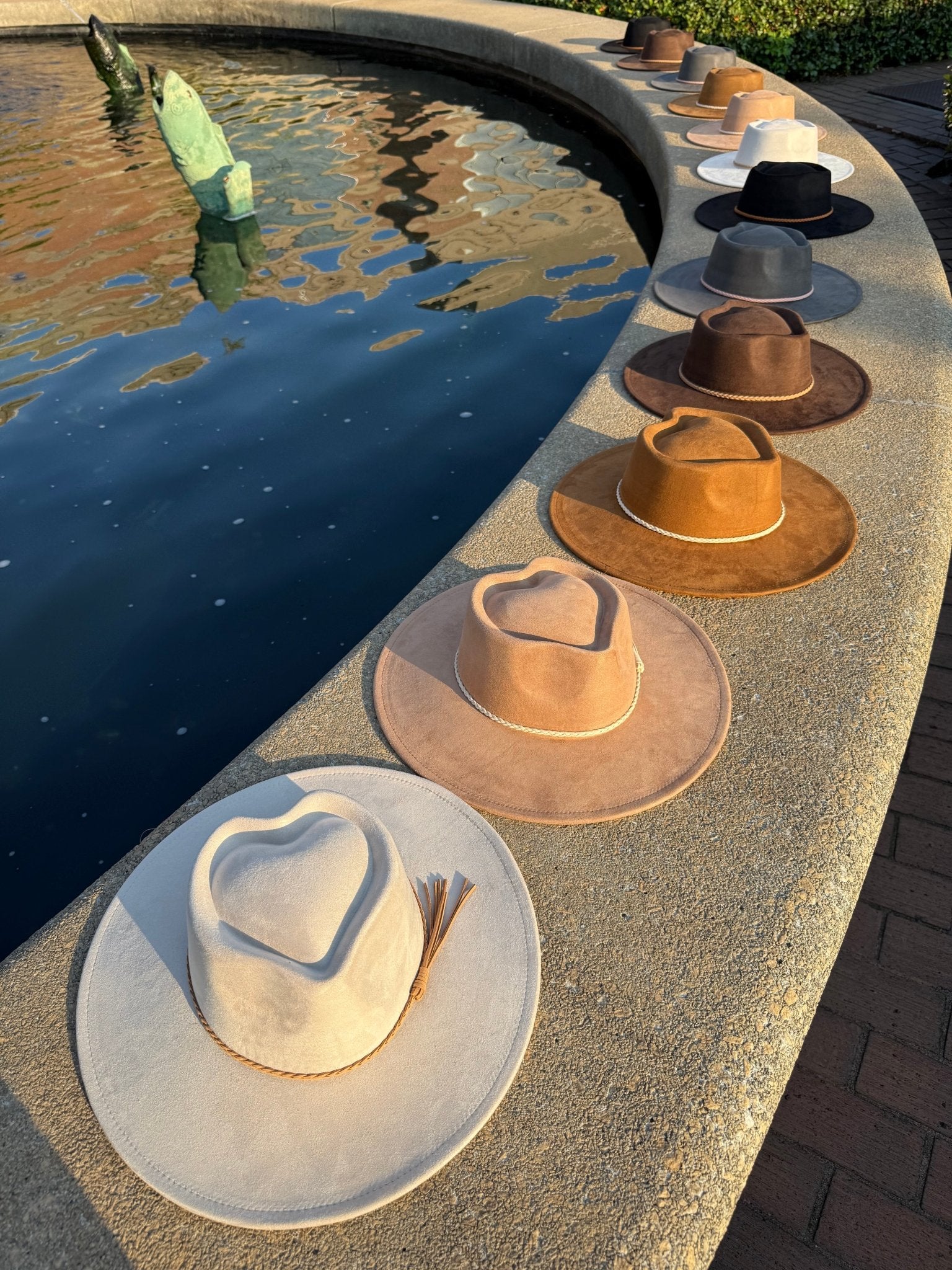 Heart Widebrim Vegan Fedora Hat - AccessorizmeeWholesale