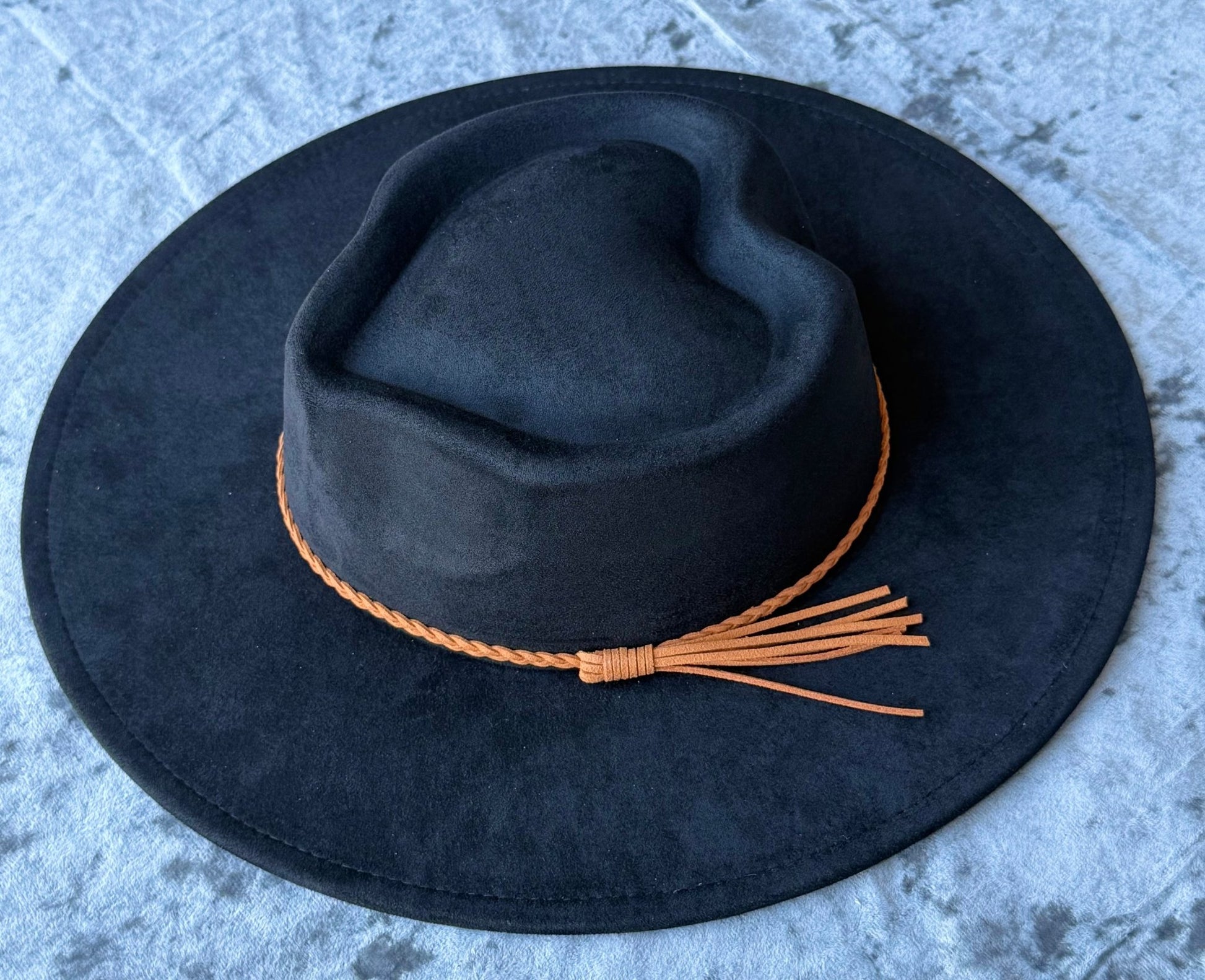 Heart Widebrim Vegan Fedora Hat - AccessorizmeeWholesale