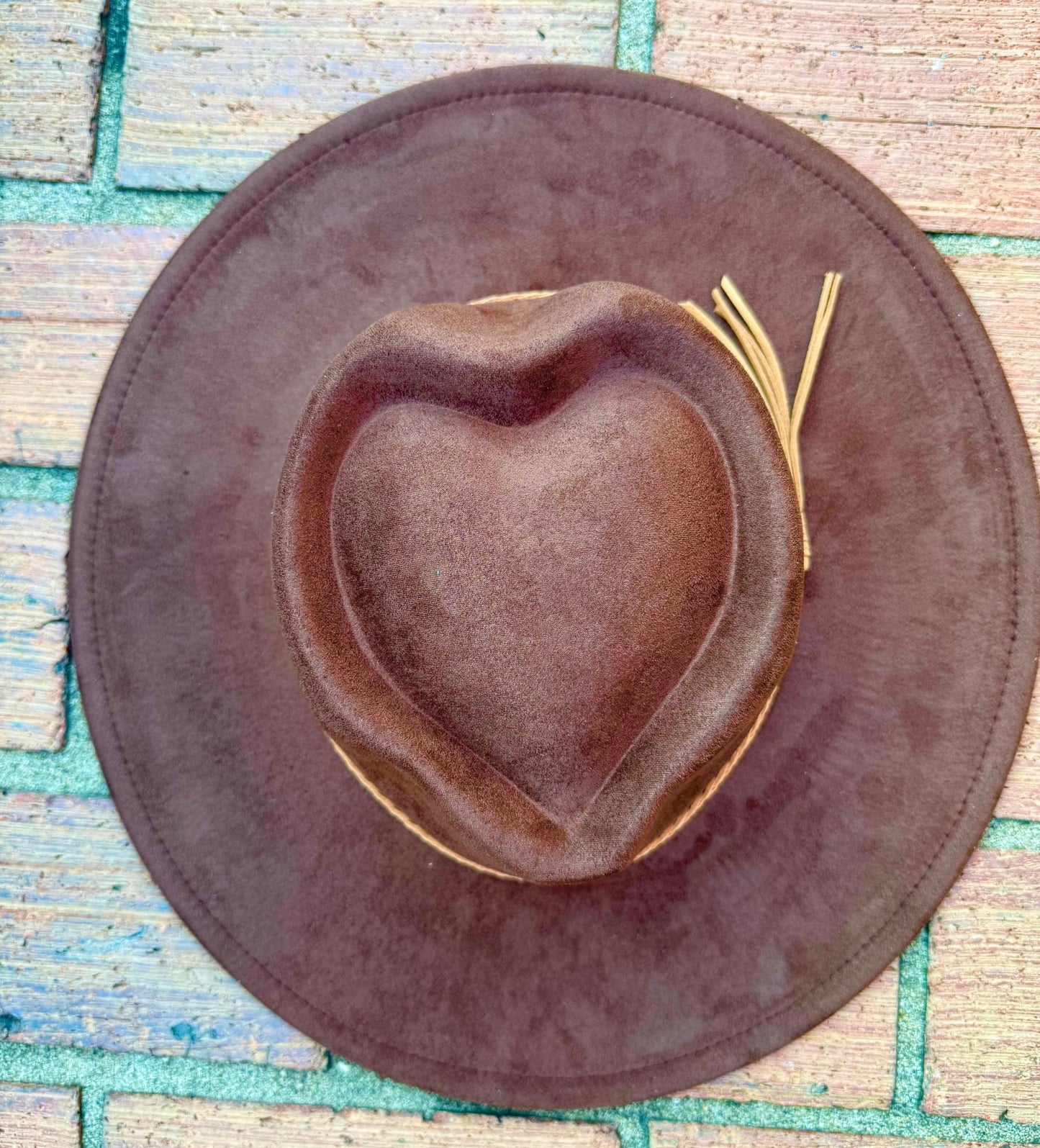Heart Widebrim Vegan Fedora Hat - AccessorizmeeWholesale