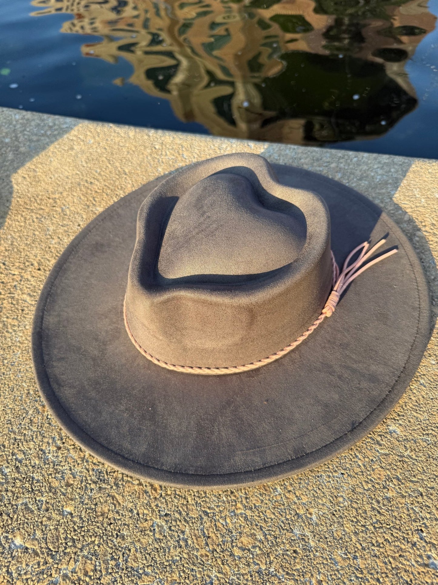 Heart Widebrim Vegan Fedora Hat - AccessorizmeeWholesale