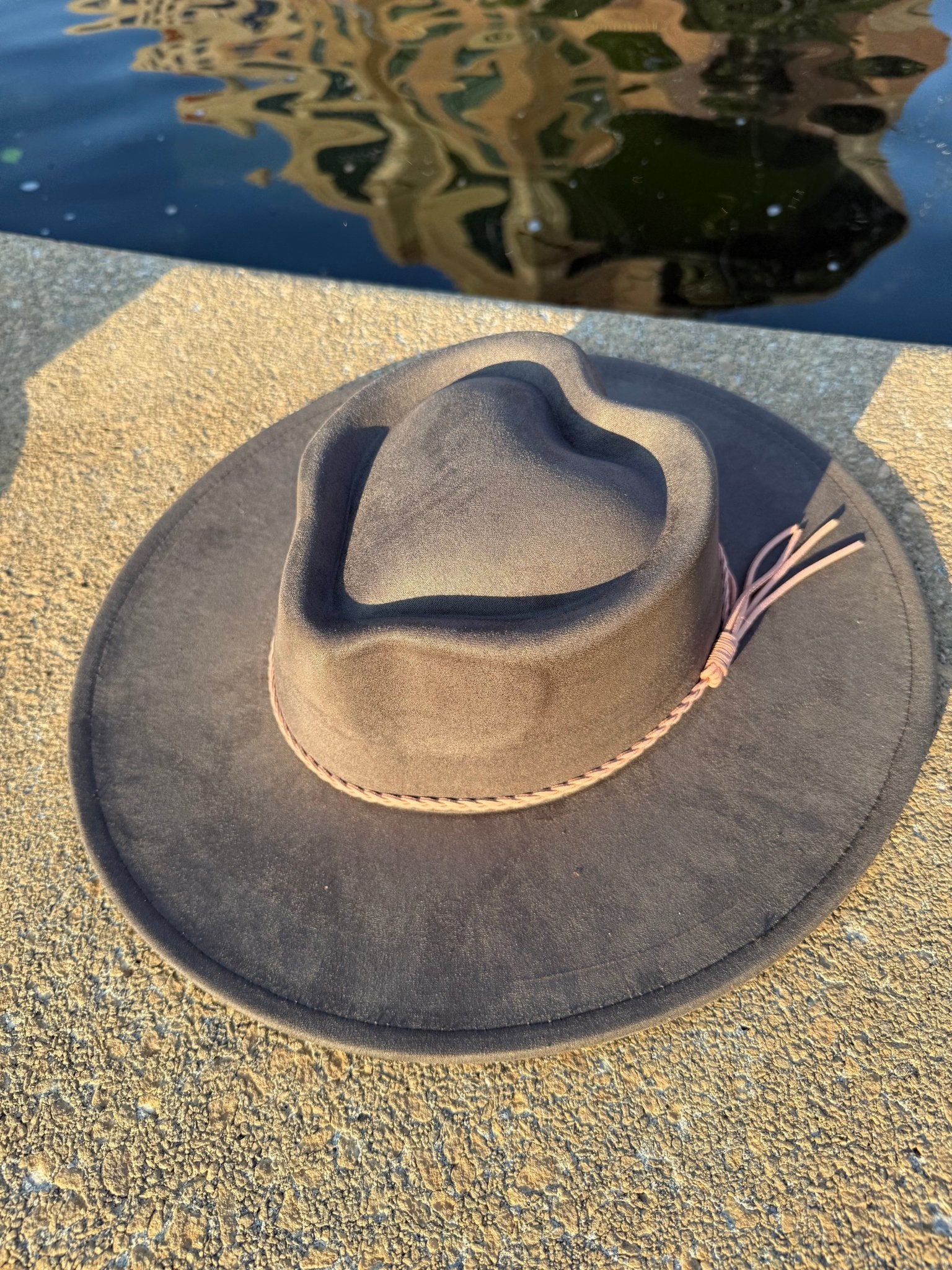 Heart Widebrim Vegan Fedora Hat - AccessorizmeeWholesale