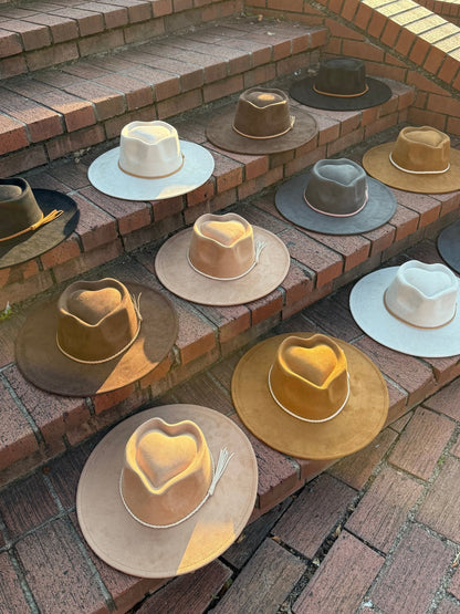 Heart Widebrim Vegan Fedora Hat - AccessorizmeeWholesale