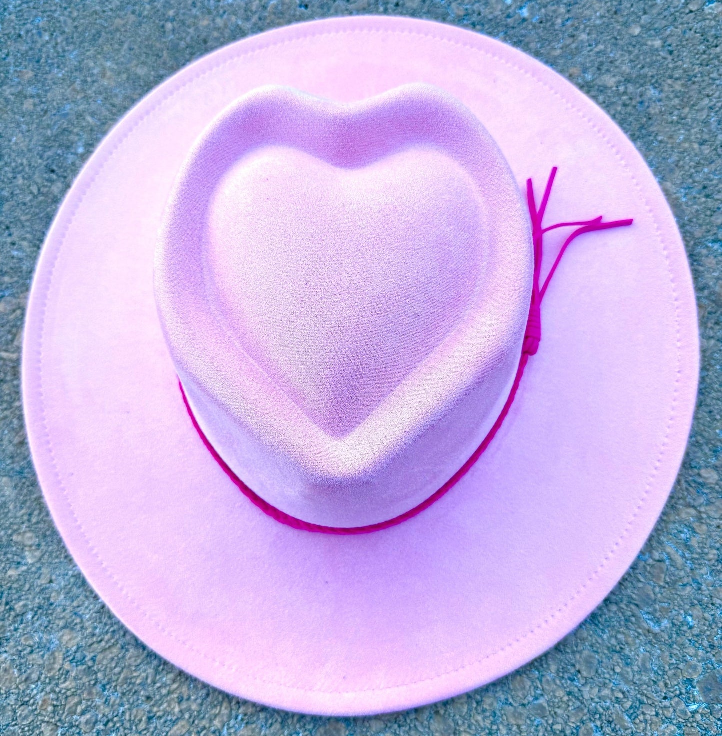 Heart Widebrim Vegan Fedora Hat - AccessorizmeeWholesale