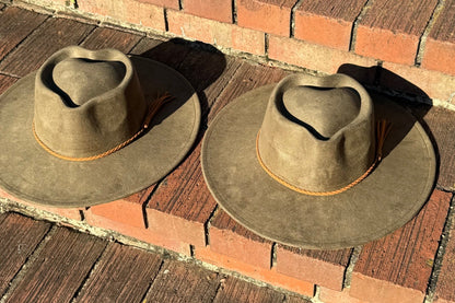 Heart Widebrim Vegan Fedora Hat - AccessorizmeeWholesale