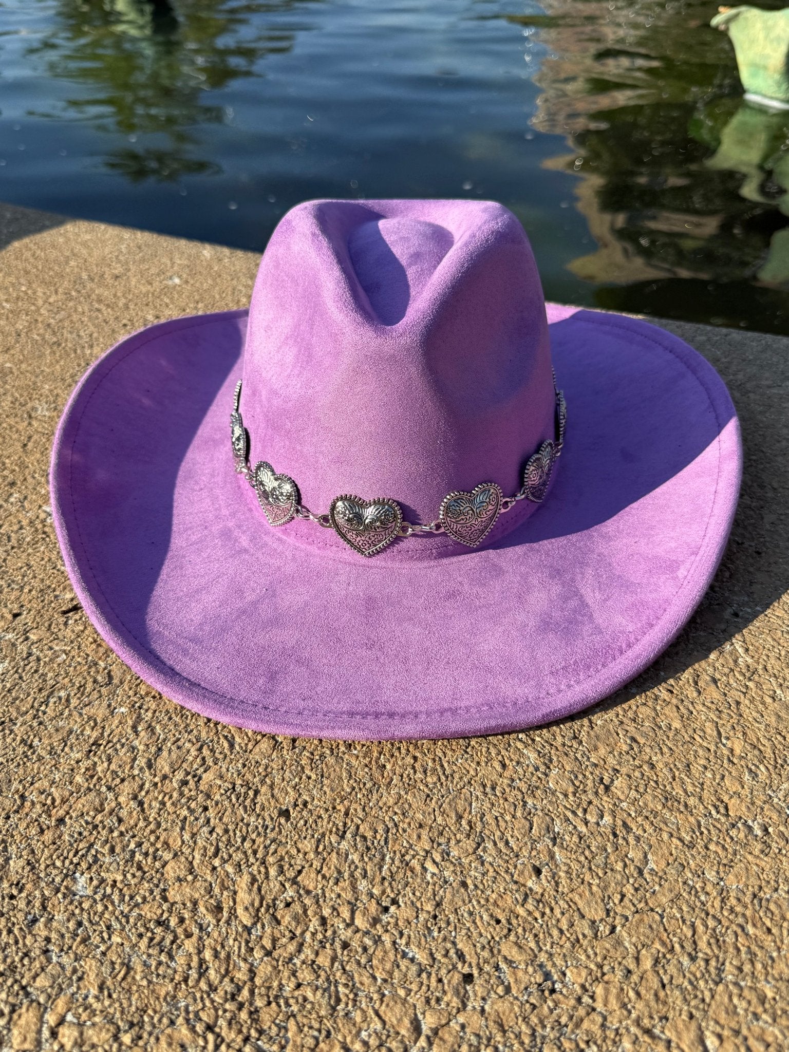 Heartbreaking Suede Cowboy Hat - AccessorizmeeWholesale