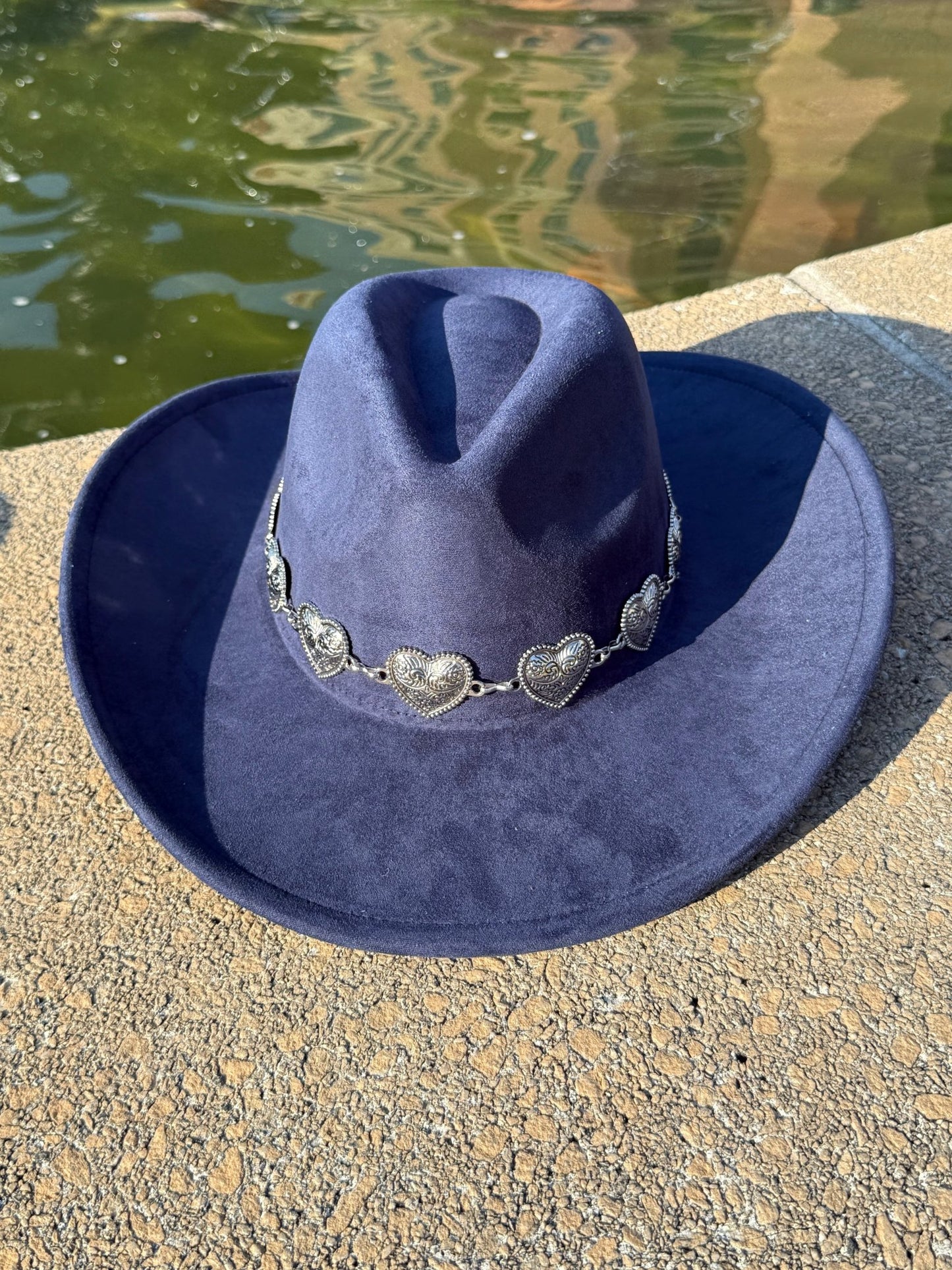 Heartbreaking Suede Cowboy Hat - AccessorizmeeWholesale