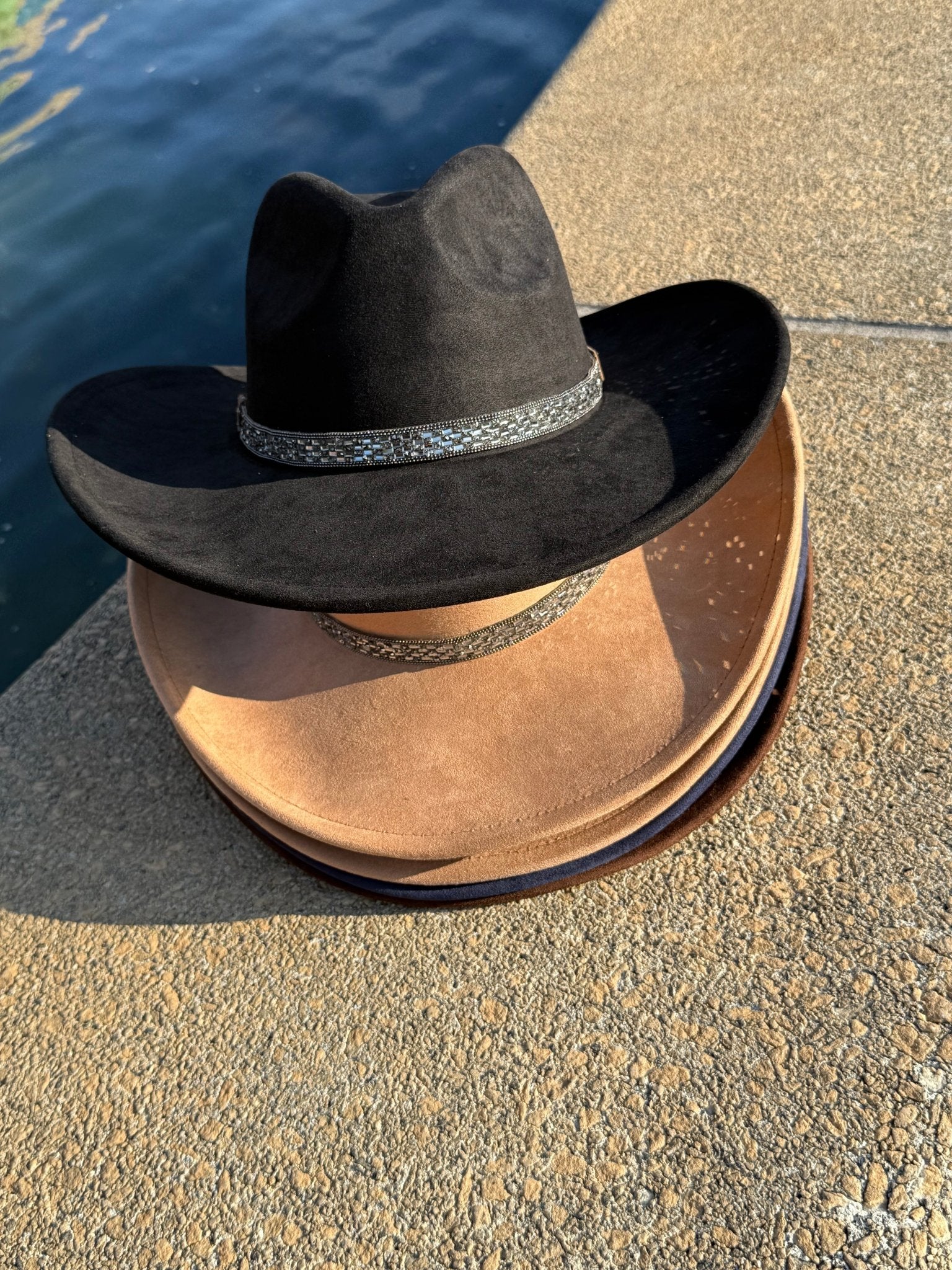 Night Rise Suede Cowboy Hat - AccessorizmeeWholesale