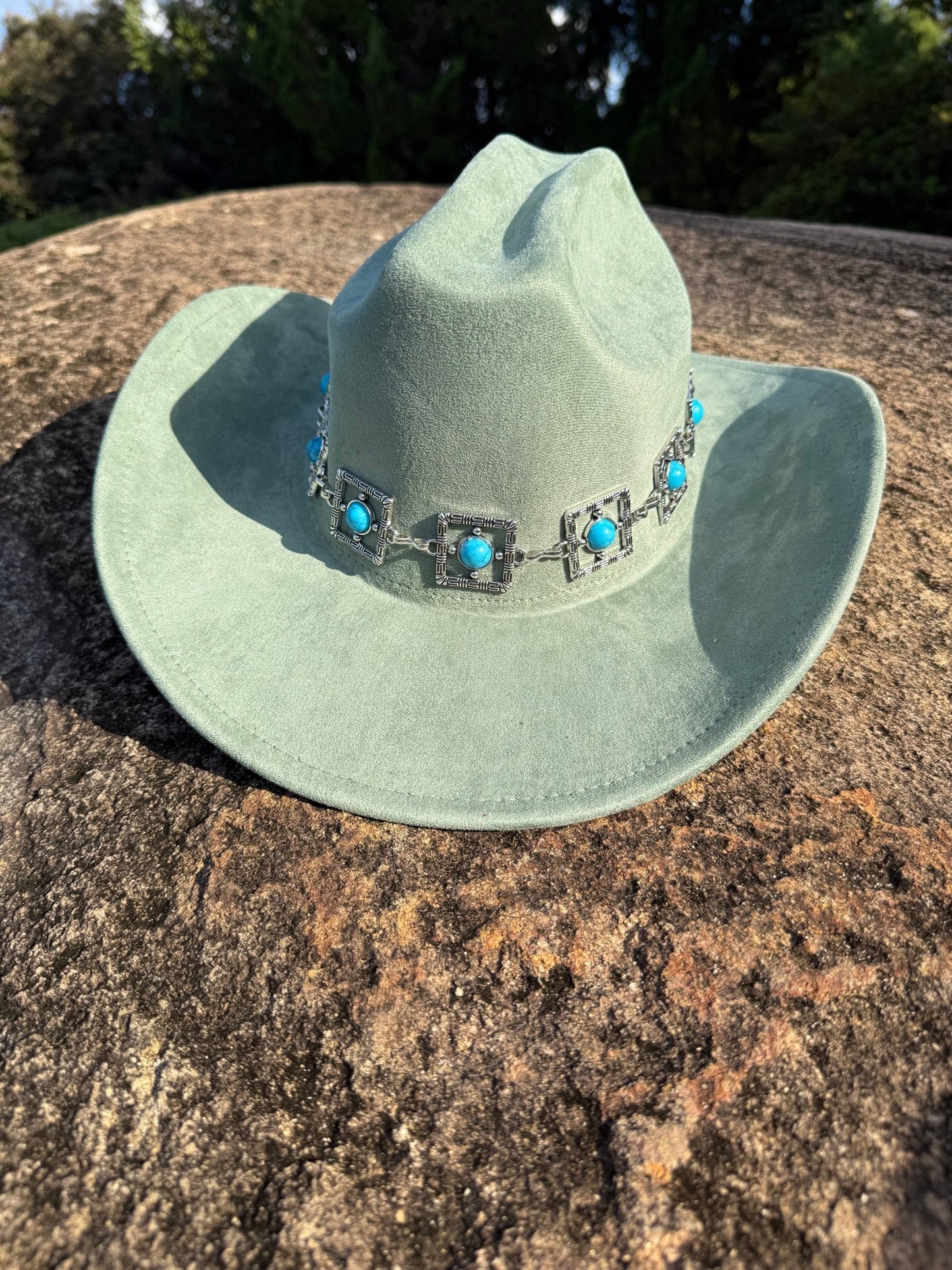 Parly Hearted Vegan Suede Cowboy Hat Solid, Solid Cowboy Hat for Burning,Pinched Cowboy Hat, Rancher Hat, Hat for customization - AccessorizmeeWholesale