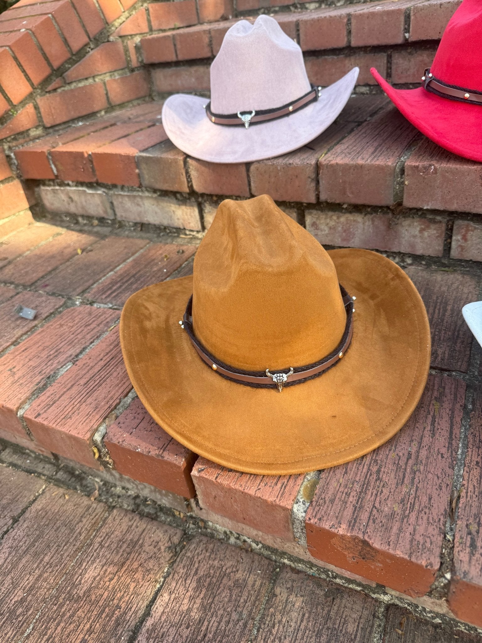 Premium Bucking Suede pinched Cowboy Hat - AccessorizmeeWholesale