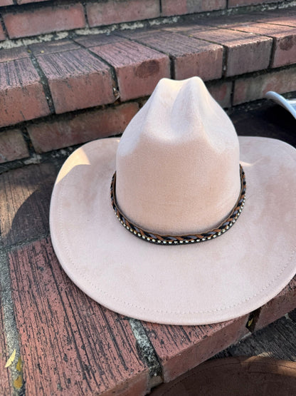 Premium Retro Suede pinched Cowboy Hat - AccessorizmeeWholesale