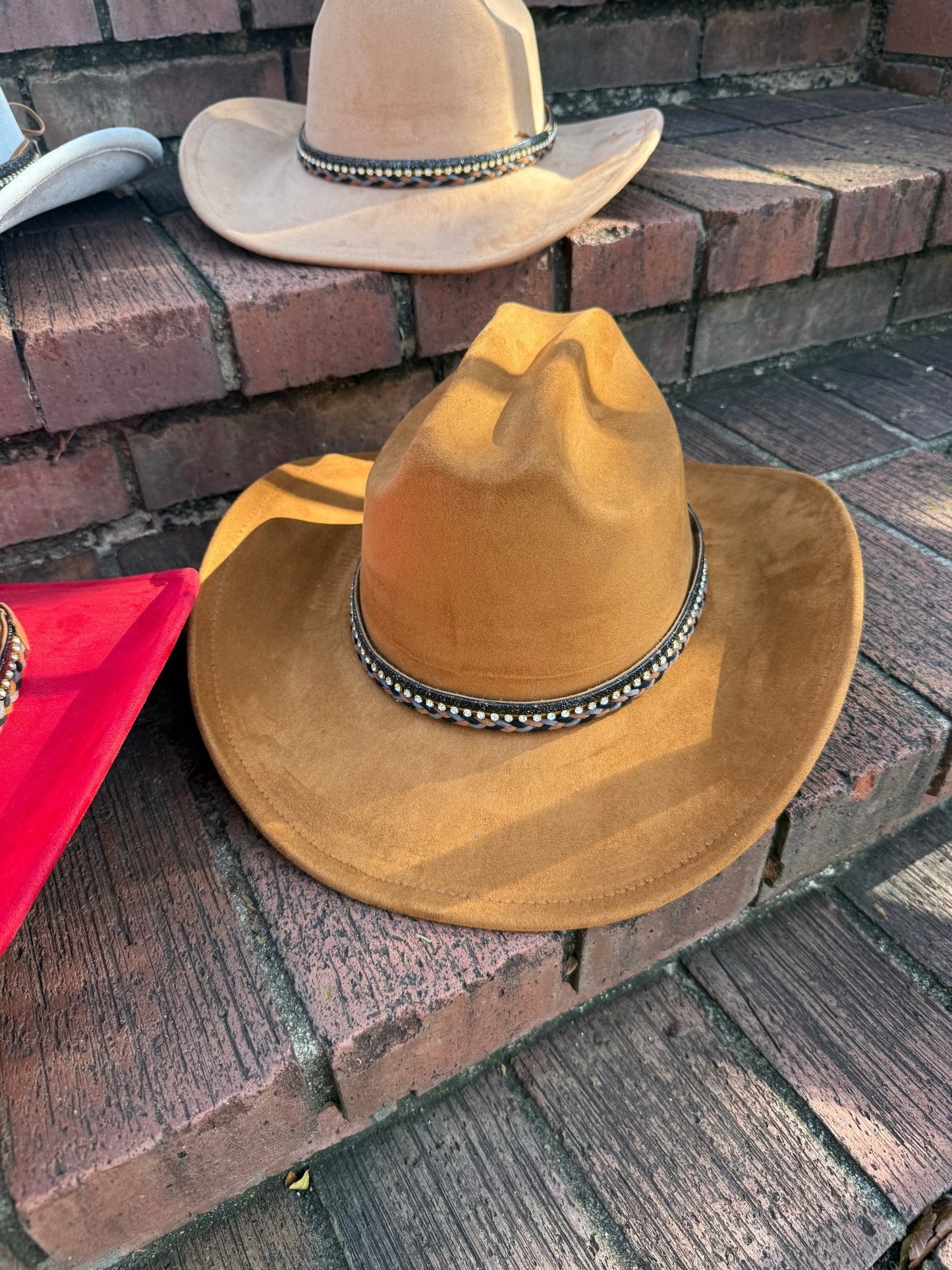 Premium Retro Suede pinched Cowboy Hat - AccessorizmeeWholesale