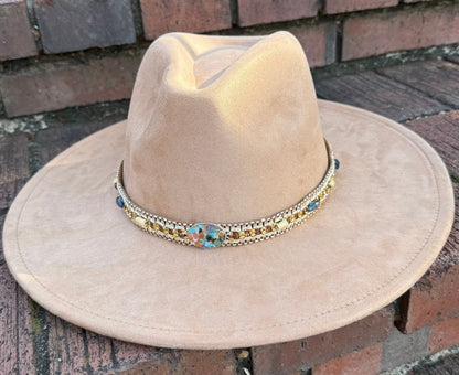 Rock Me Vegan Suede Wide Brim Hat - AccessorizmeeWholesale