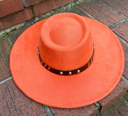 Round Boater Brim Striker Studded Hat - AccessorizmeeWholesale