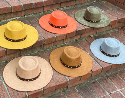 Round Boater Brim Striker Studded Hat - AccessorizmeeWholesale