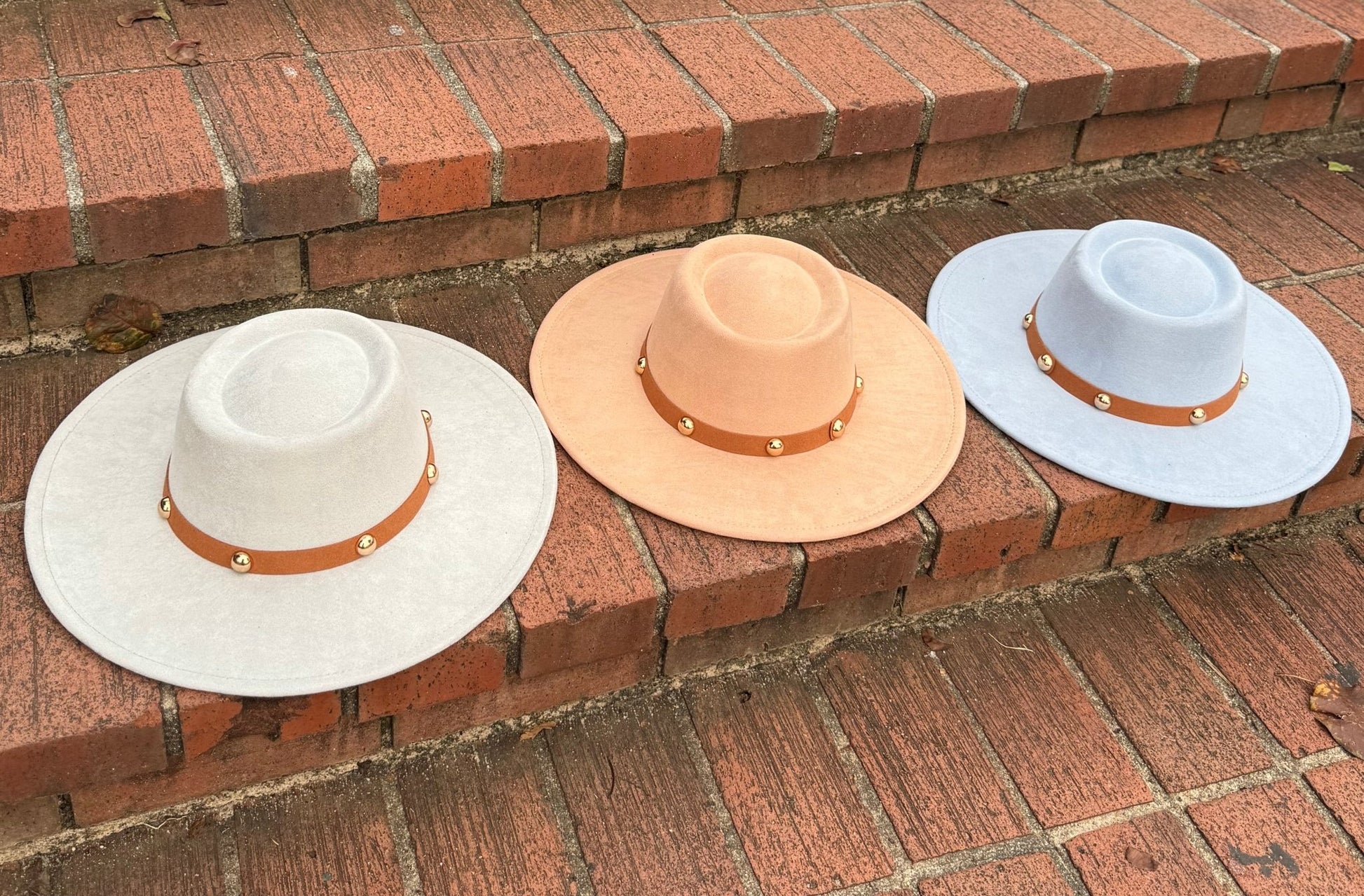 Round Boater Brim Studded Hat - AccessorizmeeWholesale