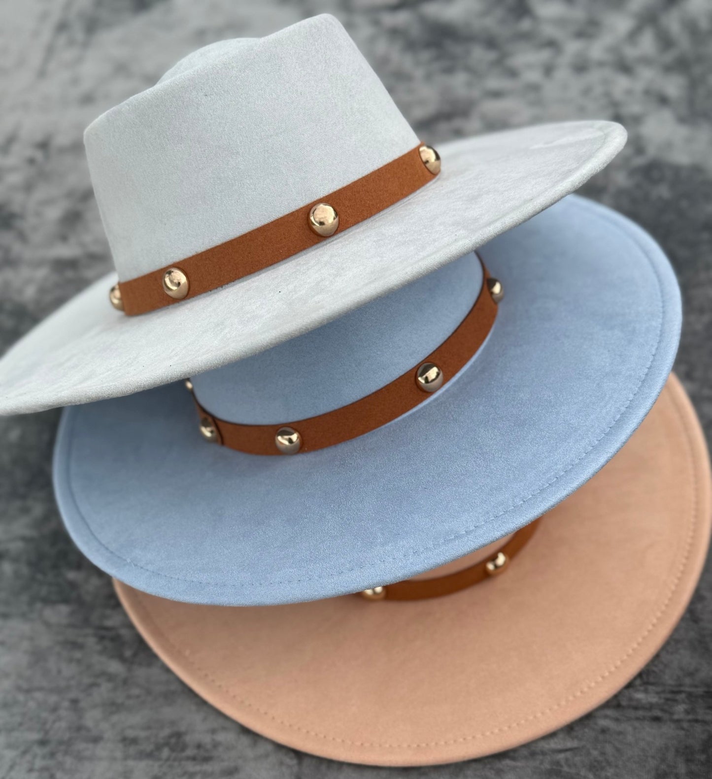 Round Boater Brim Studded Hat - AccessorizmeeWholesale