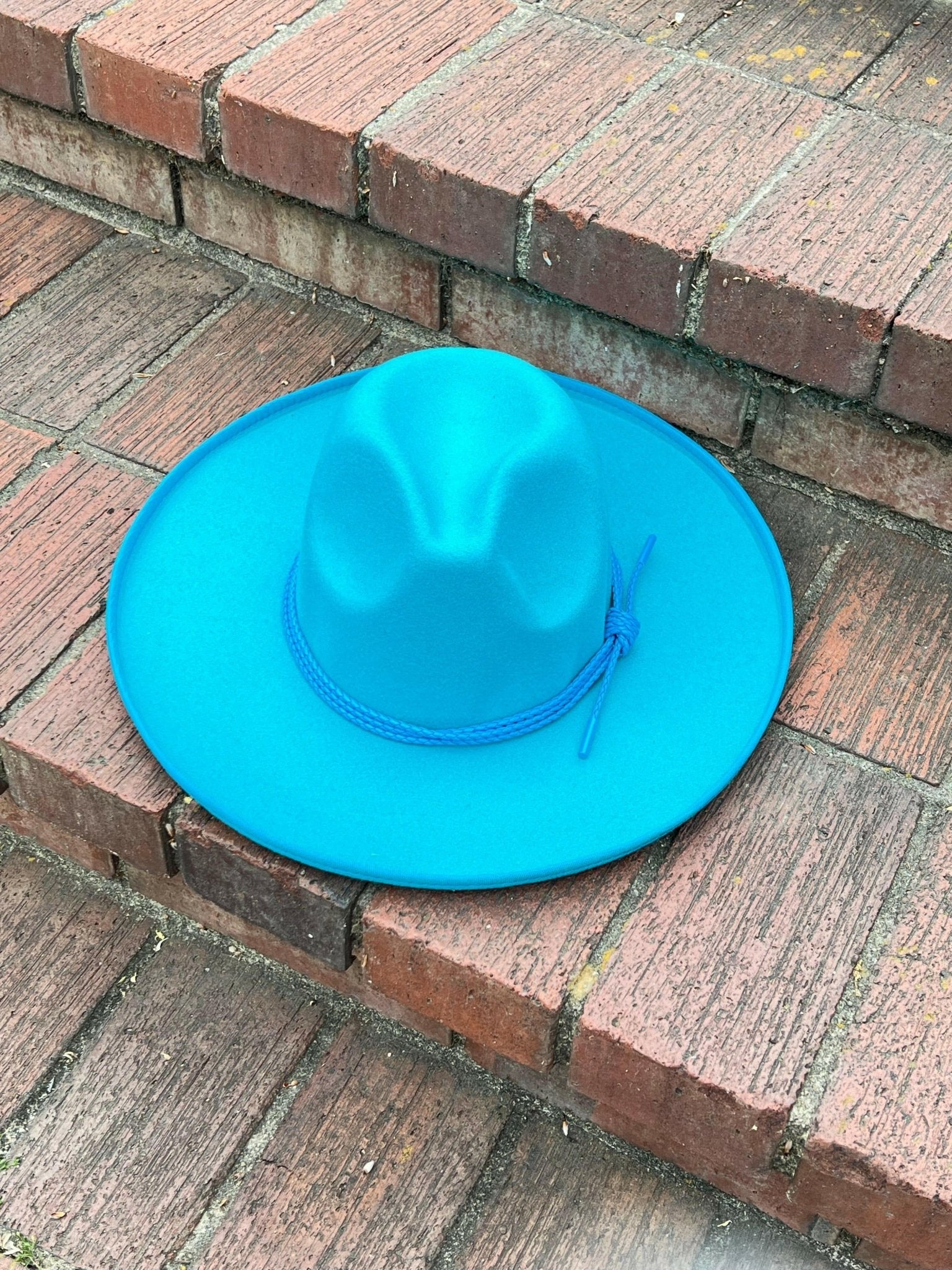 Wide Brim Lux Pencil brim Fedora - AccessorizmeeWholesale