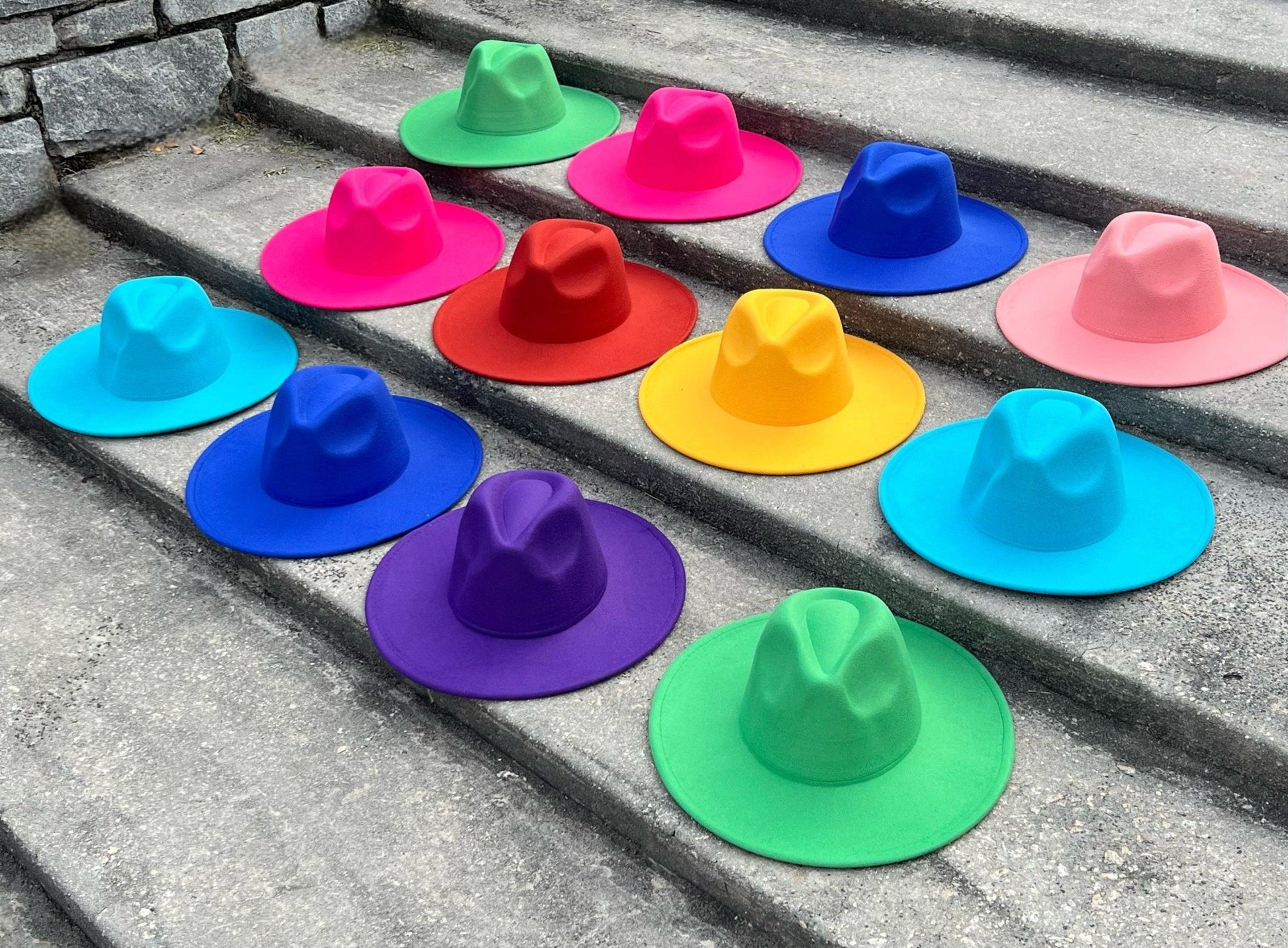 Wide Brim Stiff Fedora - AccessorizmeeWholesale