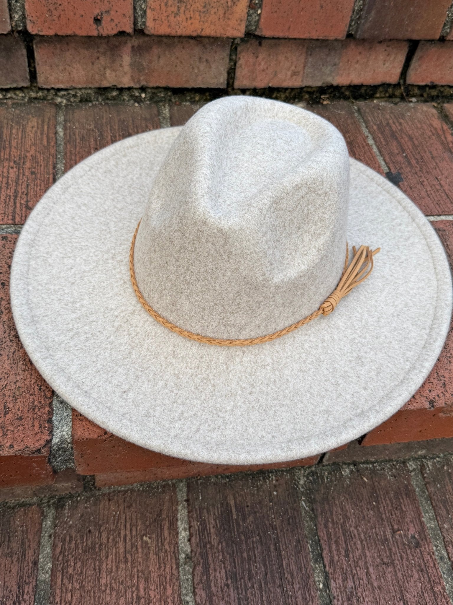 Wide Brim Stiff Fedora - AccessorizmeeWholesale